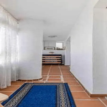 797 - Piso 4 Con Amplia Terraza Al Jardin Y Al Mar