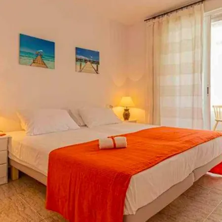 797 - Piso 4 Con Amplia Terraza Al Jardin Y Al Mar Appartement