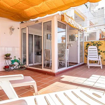 797 - Piso 4 Con Amplia Terraza Al Jardin Y Al Mar Appartement